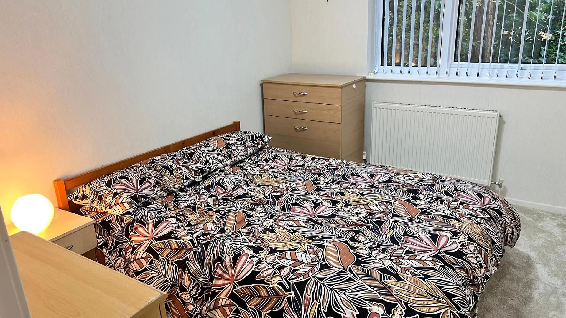 Spacious 2 Bed Apartment - Free Parking Liverpool